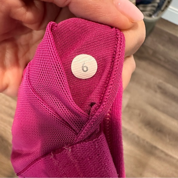 Lululemon Power Y Tank Raspberry Stripe - Picture 9 of 9
